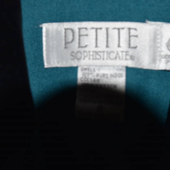 Ladies Dress Blazer ( Petite Sophisticate )  s. 6 - Picture 5 of 6